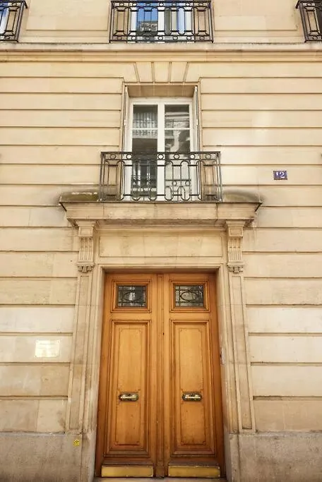 Cosy Close Montmartre Apartment *